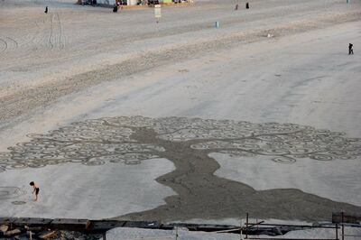 Nathaniel Alapide did sand art for the first time in 2014, creating a tree as a tribute to his grandmother. Nathaniel Alapide