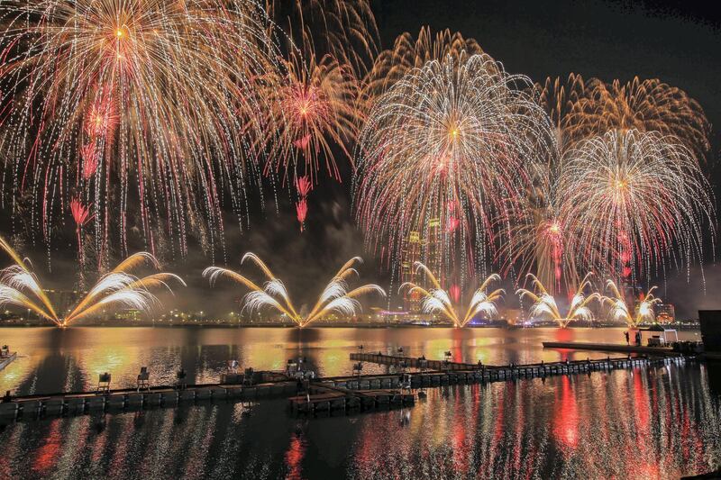 Abu Dhabi, United Arab Emirates, December 31, 2017.    Fireworks at the New Year’s Eve Countdown Village at the Abu Dhabi, Corniche Breakwater.
Victor Besa for The National.
National
Reporter:  John Dennehy