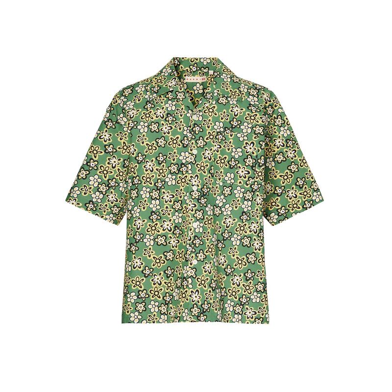 A short-sleeved shirt in the Marni x Uniqlo tie-up.