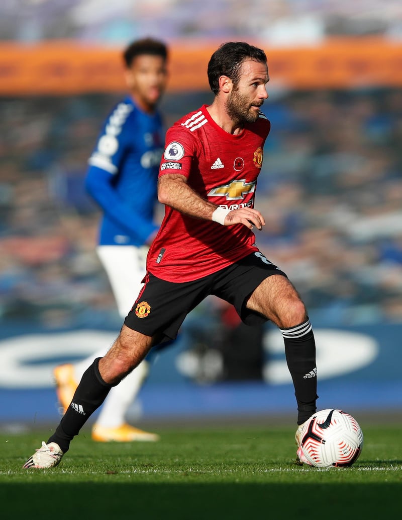 LIVERPOOL, ENGLAND - NOVEMBER 07: Juan Mata of Manchester United in action during the Premier League match between Everton and Manchester United at Goodison Park on November 07, 2020 in Liverpool, England. Sporting stadiums around the UK remain under strict restrictions due to the Coronavirus Pandemic as Government social distancing laws prohibit fans inside venues resulting in games being played behind closed doors. (Photo by Clive Brunskill/Getty Images)