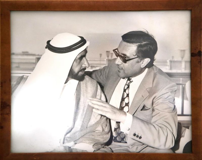 Adnan Pachachi advises Sheikh Zayed in the 1970.
