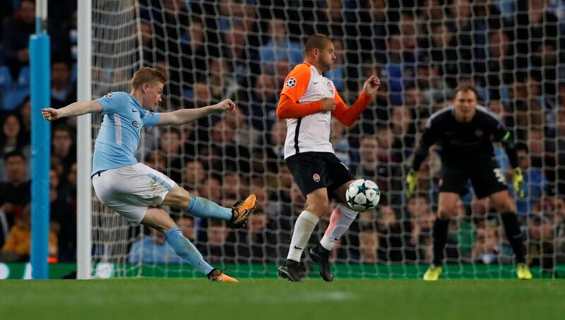Kevin De Bruyne shoots to score Manchester City's first goal. Lee Smith / Reuters