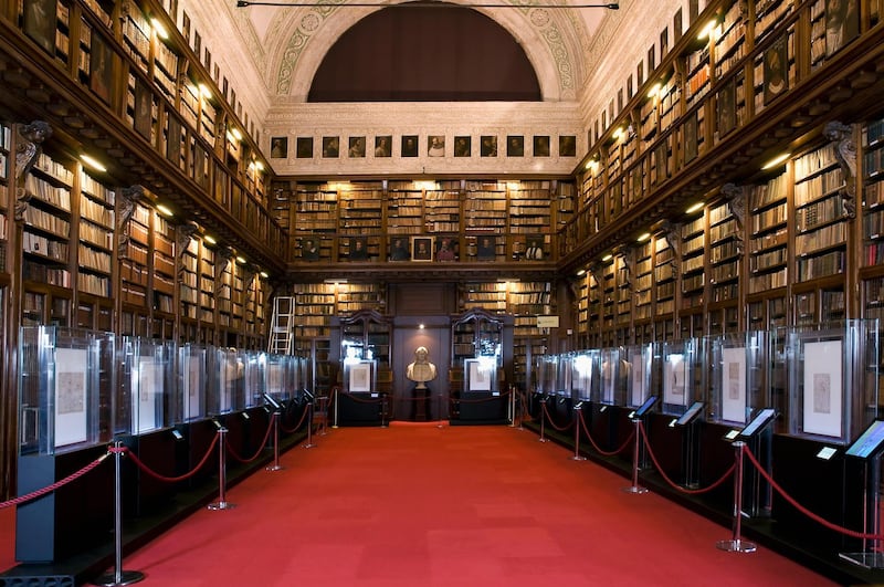 Federiciana Room, the ancient reading room of the Biblioteca Ambrosiana, Milan, Lombardy, Italy. Copyright Veneranda Biblioteca Ambrosiana. (Photo by DeAgostini/Getty Images)