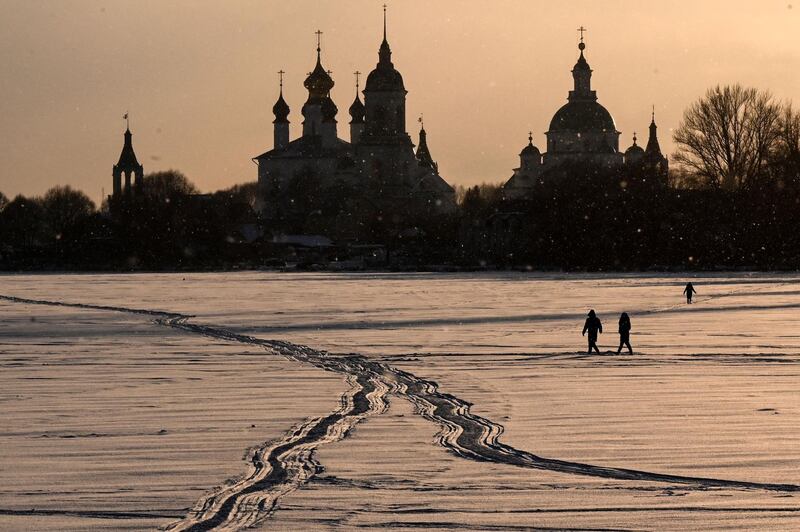 Tourists walk in front of several Orthodox churches in the historical centre of the town of Rostov Velikiy, in the Yaroslavl' region of Russia. Rostov Velikiy (The Great) is part of the so-called Golden Ring of Russia, comprising several cities outside Moscow, which also played a significant role in the formation of the Russian Orthodox Church. The Golden Ring towns feature unique monuments of Russian architecture from the 12th to the 18th centuries, including kremlins, monasteries, cathedrals and churches. AFP