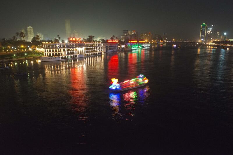 A cruise boat is seen in the River Nile as it crosses the central area of the Egyptian capital Cairo, on May 28, 2013. Ethiopia has started diverting a stretch of the Blue Nile to make way for a hydroelectric dam that has caused a dispute with Egypt. Egypt is particularly dependent on the water supply, with growing populations placing it under increasing strain, although Sudan also relies on the source. AFP PHOTO / KHALED DESOUKI (Photo by KHALED DESOUKI / AFP)