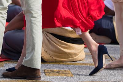 NUKU'ALOF, TONGA - OCTOBER 25: Prince Harry, Duke of Sussex and Meghan, Duchess of Sussex, shoe detail, as they arrive at Fua'amotu Airport on October 25, 2018 in Nuku'Alofa, Tonga. The Duke and Duchess of Sussex are on their official 16-day Autumn tour visiting cities in Australia, Fiji, Tonga and New Zealand. (Photo by Dominic Lipinski - Pool/Getty Images)