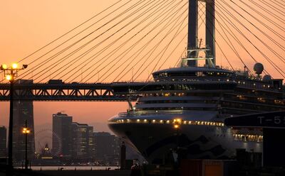 A general view shows the quarantined Diamond Princess cruise ship at Daikoku pier cruise terminal in Yokohama on February 24, 2020. Despite a quarantine imposed on the Diamond Princess, more than 600 people on board tested positive for the coronavirus, with several dozen in serious condition. / AFP / Kazuhiro NOGI
