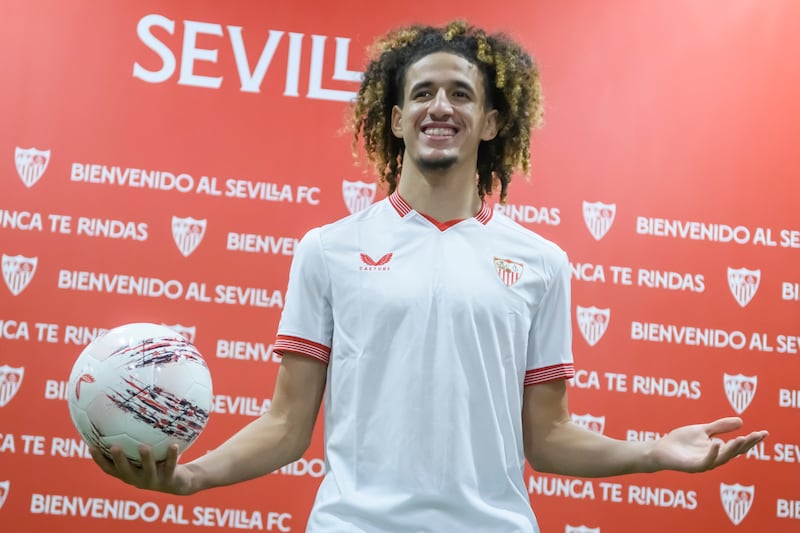 Sevilla's new player Hannibal Mejbri posesfor photos during his presentation as Sevilla FC's player in Seville, Spain, 17 January 2024.  Mejbri arrives on loan from Manchester United until the end of the season.   EPA / Raul Caro