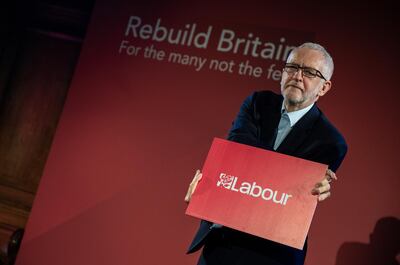 LONDON, ENGLAND - OCTOBER 14: Labour Party Leader Jeremy Corbyn addresses an audience of supporters during a rally for the Labour Party following the Queen's speech on October 14, 2019 in London, England. The Queen's speech at the State Opening of Parliament announced plans to end the free movement of EU citizens to the UK after Brexit, new laws on crime, health and the environment. (Photo by Chris J Ratcliffe/Getty Images)