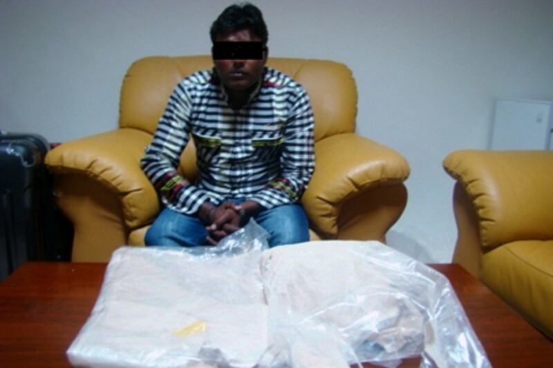 Abu Dhabi customs caught a Pakistani man trying to smuggle 4.19kg of heroin in his suitcase.