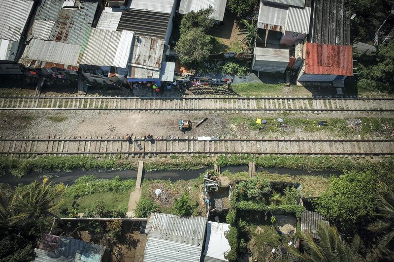 La Bestia, known as The Death Train, is the name of a network of freight trains that transport fuels, materials and other supplies along the railways of Mexico, but is also used as a means of transportation for migrants, mainly Salvadorans, Hondurans and Guatemalans, who seek to reach the United States.