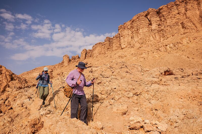 The escarpment is usually dry and dusty, but rainy weather in winter months can cause mud and floods