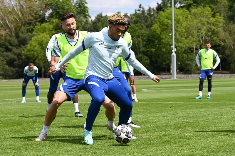 COBHAM, ENGLAND - MAY 27:  Olivier Giroud and Reece James of Chelsea during a training session at Chelsea Training Ground on May 27, 2021 in Cobham, England. (Photo by Darren Walsh/Chelsea FC via Getty Images)