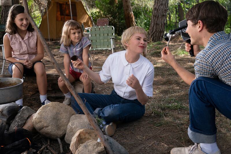Keeley Karsten, Sophia Kopera, Michelle Williams and Gabriel LaBelle in The Fabelmans. Photo: Universal Pictures