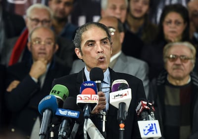 (FILES) In this file photo, Egyptian journalist Khaled Dawoud speaks during a press conference on the Egyptian opposition ahead of the March 2018 presidential elections, in Cairo on January 30, 2018. Egyptian authorities have arrested more than 1,000 people, rights groups said on, broadening a crackdown launched after rare protests calling for the ouster of general-turned-President Abdel Fattah al-Sisi. High profile dissidents have also since been detained, including Khaled Dawoud, a former leader of the liberal Al-Dostour party who appeared in front of state prosecutors on Wednesday, his lawyers confirmed. Dawoud, a well-known politician and journalist, is a senior member of a broad coalition of leftist and liberal opposition parties that called on Tuesday for a "national dialogue" with authorities. / AFP / MOHAMED EL-SHAHED
