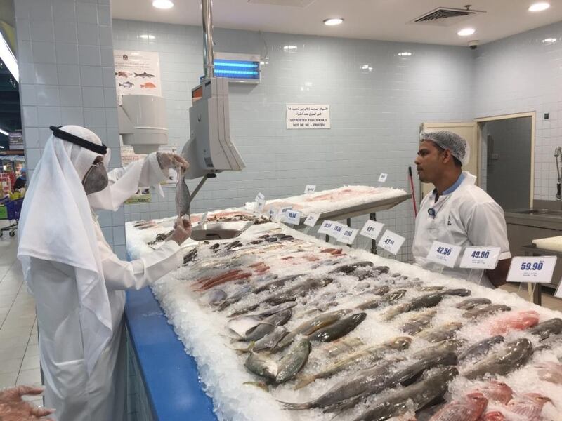 Inspectors monitor fish markets for illegally caught emperor and rabbit fish. Courtesy Dubai Municipality