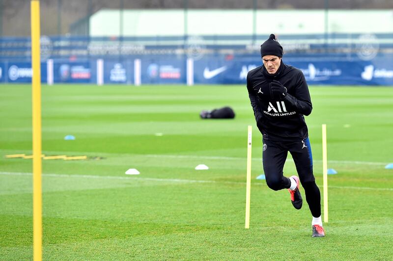 PARIS, FRANCE - MARCH 10: Edinson Cavani warms up during a training session at Ooredoo Center on March 10, 2020 in Paris, France. Paris Saint-Germain will face Borussia Dortmund in their UEFA Champions League round of 16 second leg match on March 11, 2020. (Photo by Aurelien Meunier - PSG/PSG via Getty Images)