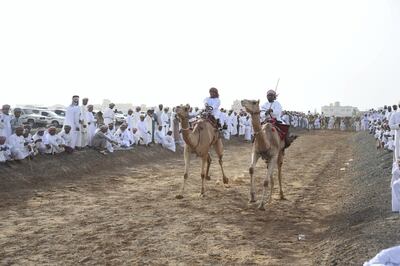 Crowds gather for the camel races.  Courtesy David Ismael