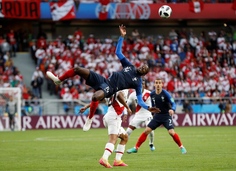 France's Blaise Matuidi in action with Peru's Edison Flores. Darren Staples / Reuters