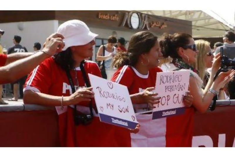 Triathlete fans write supportive messages to triathlete's at the Abu Dhabi Triathlon.