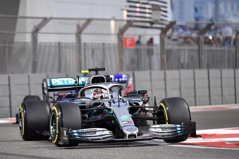 Mercedes' British driver Lewis Hamilton steers his car during the qualifying session at the Yas Marina Circuit in Abu Dhabi, a day ahead of the final race of the season, on November 30, 2019. / AFP / ANDREJ ISAKOVIC
