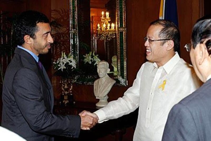 Sheikh Abdullah bin Zayed, Minister for Foreign Affairs, meets the president of the Philippines Benigno Aquino III.