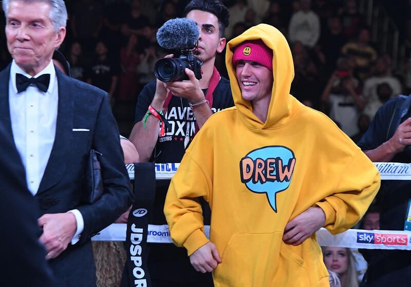 (FILES) In this file photo taken on November 09, 2019 Justin Bieber waits in the ring after the fight between KSI and Logan Paul at Staples Center on November 9, 2019 in Los Angeles, California.   Justin Bieber has Lyme disease, the pop super star revealed on his Instagram account on January 8, 2020. He will document his struggle with the illness, which is contracted through a tick bite, in a YouTube documentary, Bieber said in a post on the social media network.
 / AFP / GETTY IMAGES NORTH AMERICA / Jayne Kamin-Oncea
