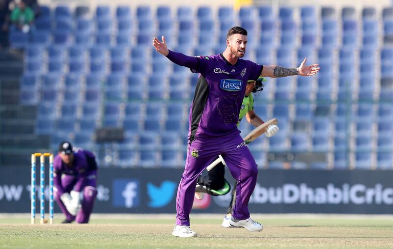 ABU DHABI , UNITED ARAB EMIRATES, October 05, 2018 :- Jordan Clark of Hobart Hurricanes appealing for out during the Abu Dhabi T20 cricket match between Lahore Qalanders vs Hobart Hurricanes held at Zayed Cricket Stadium in Abu Dhabi. ( Pawan Singh / The National )  For Sports. Story by Amith