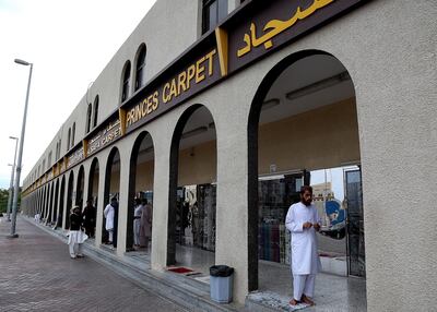 Abu Dhabi,Feb, 25, 2018: General view of the Carpet Market in Abu Dhabi.  Satish Kumar for the National / Story by Anna Zacharias