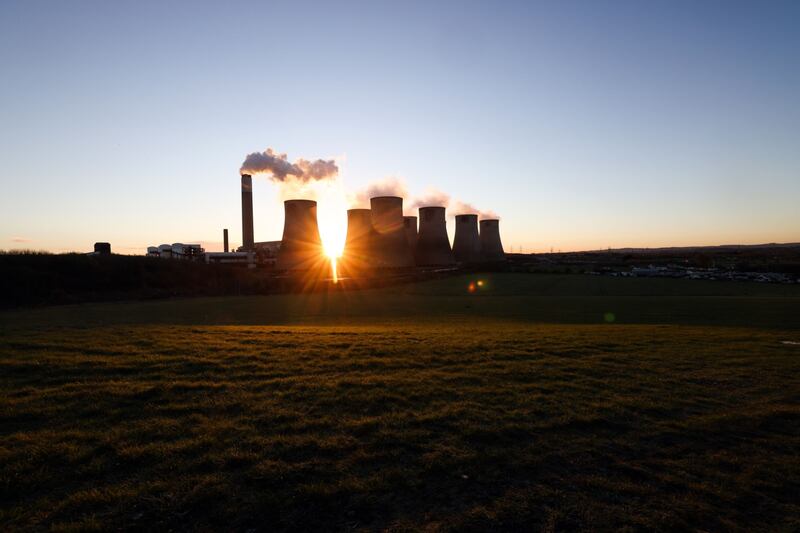 Cooling towers at Uniper's coal-fired power station in Ratcliffe-on-Soar, England. Bloomberg