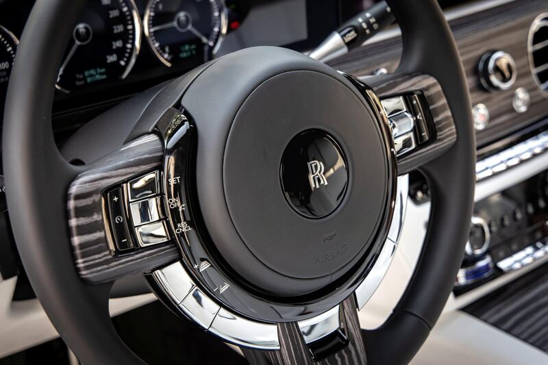 Neat and tidy around the steering wheel.
