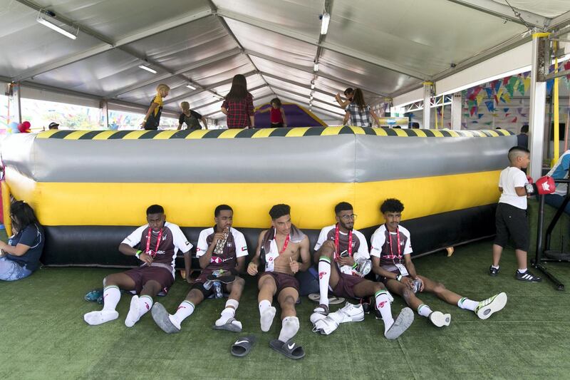 DUBAI, UNITED ARAB EMIRATES - DECEMBER 1, 2018. 

HAMDAN BIN RASHID SECONDARY SCHOOL team just won the semi final in the UAE NATIONAL SCHOOLBOYS match at this year's Dubai Rugby Sevens.

(Photo by Reem Mohammed/The National)

Reporter: 
Section:  NA POAN