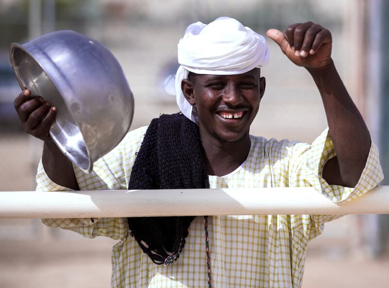 A bowl for milking.