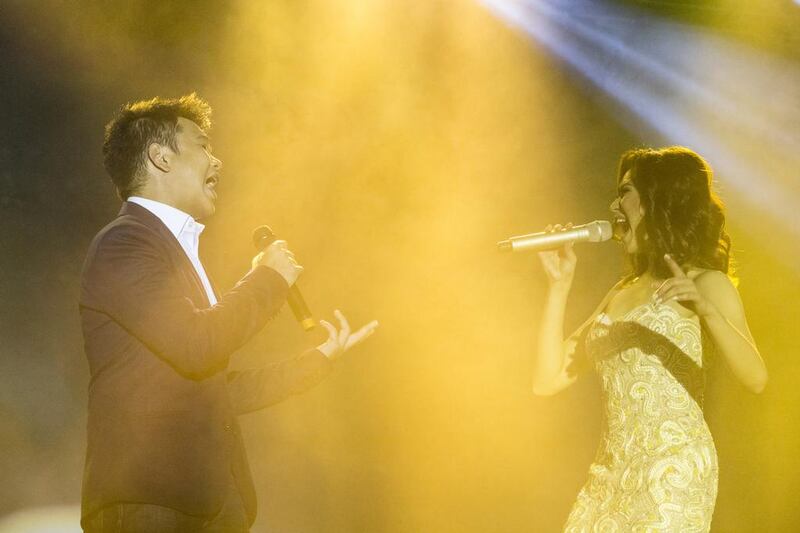 Top Suzara duets with Sarah Geronimo. Duncan Chard for the National