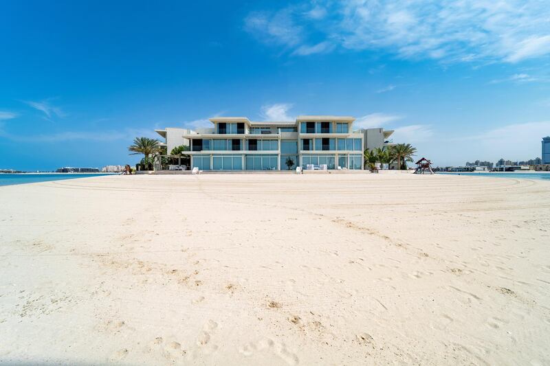 Property of the week, Front M, Palm Jumeirah. 
Credit: Black Brick Property
