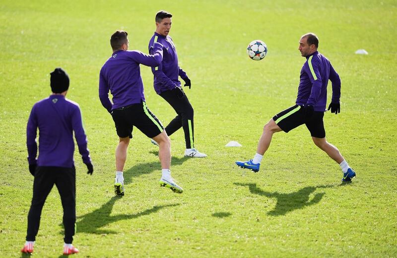 Pablo Zabaleta of Manchester City trains with teammates on Monday ahead of their Tuesday Champions League match against Barcelona. Laurence Griffiths / Getty Images