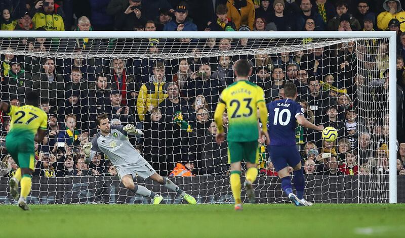 NORWICH, ENGLAND - DECEMBER 28:  Harry Kane of Tottenham Hotspur scores from the penalty spot during the Premier League match between Norwich City and Tottenham Hotspur at Carrow Road on December 28, 2019 in Norwich, United Kingdom. (Photo by Julian Finney/Getty Images)