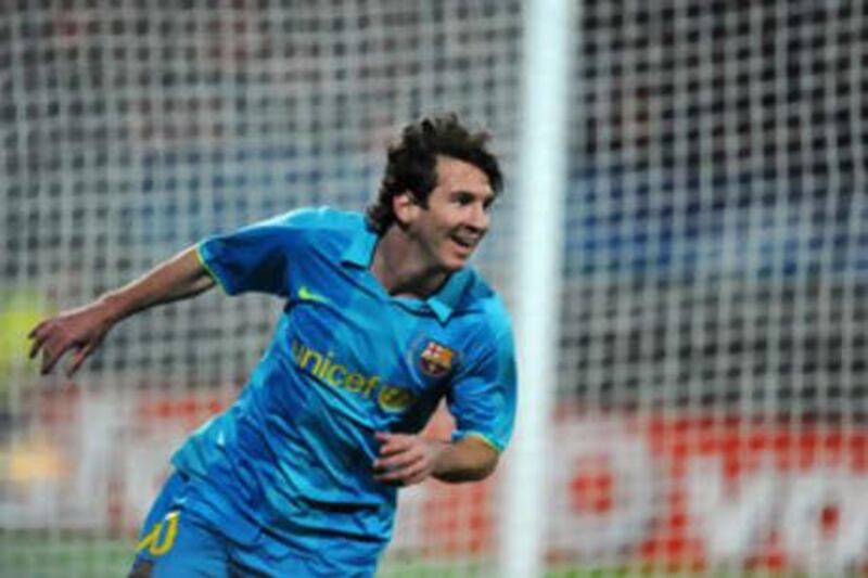 Lionel Messi's second goal after coming on as a substitute helped Barcelona to a 2-1 win away to Shakhtar Donetsk.