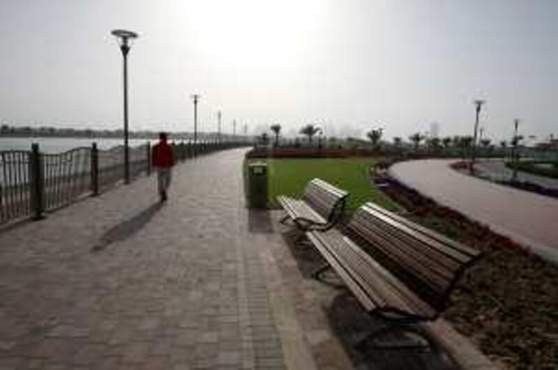 DUBAI, UNITED ARAB EMIRATES, Mar 7- New pond park opened for public by Dubai Municipality in Al Barsha in Dubai. (Pawan Singh / The National) For News. Story by Leah
