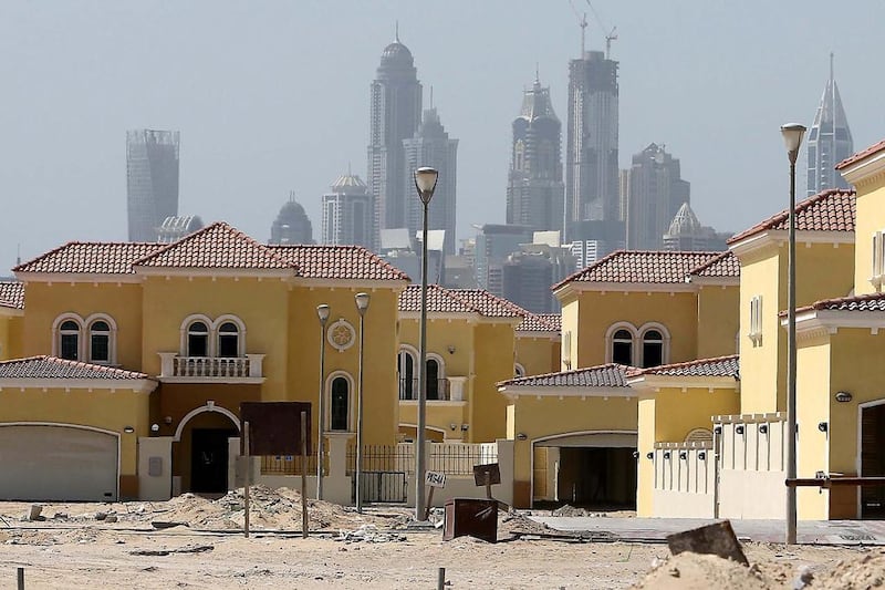 Villas in Jumeirah Park in Dubai. Property prices are predicted to fall further in 2016. Pawan Singh / The National



