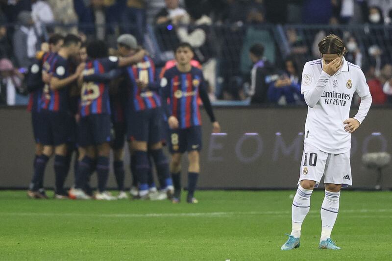Luka Modrić 5 – With Barcelona off to a fast start, the Croat tried to slow things down. It didn’t work. Barca were too quick and clinical on this occasion. Not surprisingly, he was substituted in the second half. AFP