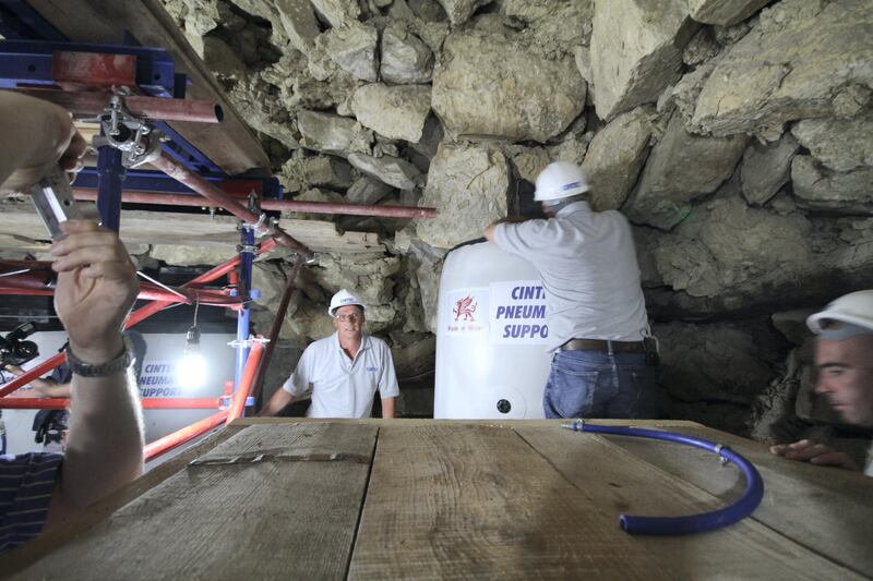 Cintech at work inside the Step Pyramid. Courtesy Peter James