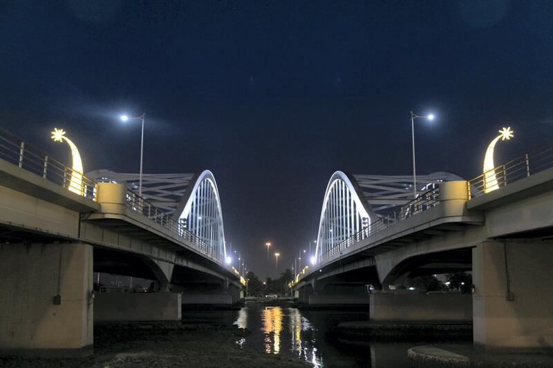 ABU DHABI, UNITED ARAB EMIRATES - May 3 2019.

Ramadan lights decorate Abu Dhabi's Maqta Bridge.

(Photo by Reem Mohammed/The National)

Reporter: 
Section: NA