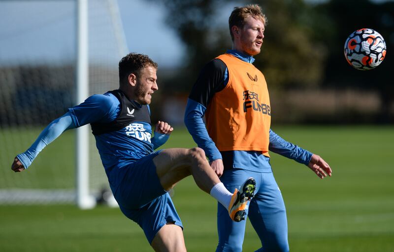 Ryan Fraser and Sean Longstaff working out.