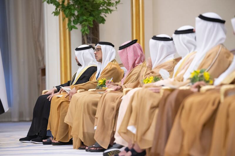 Sheikh Mansour bin Zayed, Vice President, Deputy Prime Minister and Minister of the Presidential Court (2nd L), attends the meeting with Mr da Silva (not shown)