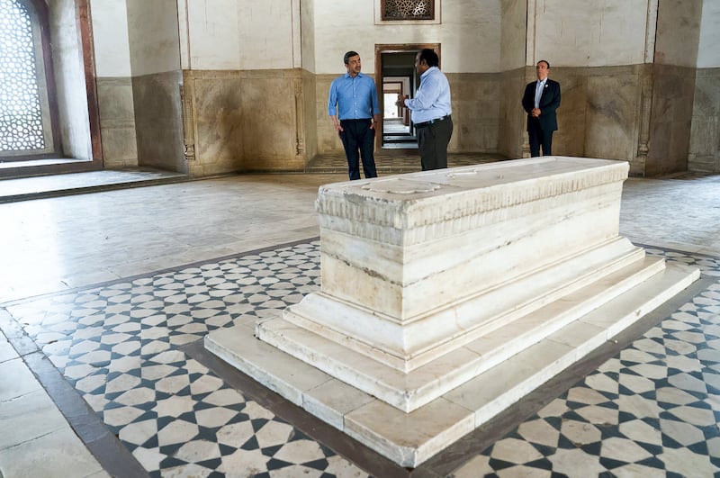 <p>Sheikh Abdullah bin Zayed, Minister of Foreign Affairs and International Co-operation, visits the tomb of the Mughal Emperor Humayun in Delhi, India, on Monday. Wam</p>