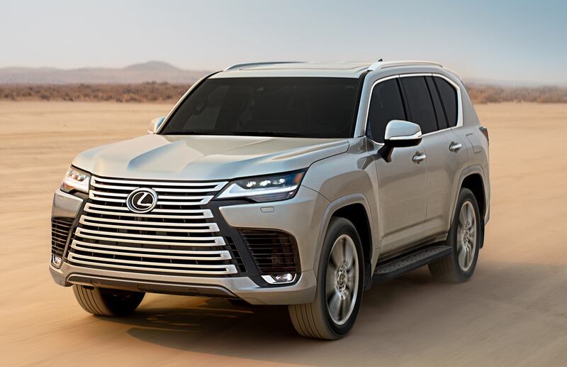 Lexus LX600.