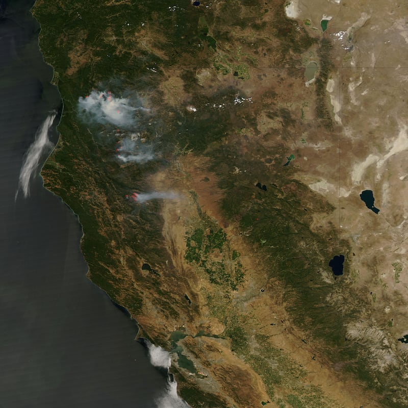 25. Satellite image of forest fires in Northern California captured in August 2008. Photo: Nasa Earth Observatory