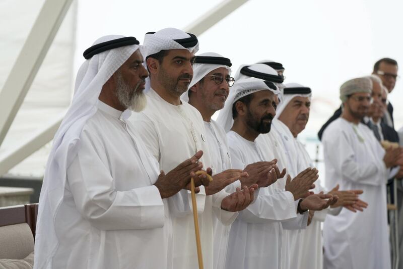 ABU DHABI, UNITED ARAB EMIRATES - April 23, 2018: HH Sheikh Hamed bin Zayed Al Nahyan, Chairman of the Crown Prince Court of Abu Dhabi and Abu Dhabi Executive Council Member (2nd L) and HH Sheikh Rashid bin Hamdan bin Mohamed Al Nahyan (3rd L), attend a medal ceremony for members of the UAE Armed Forces who served in Yemen, during a Sea Palace barza.

( Mohamed Al Hammadi / Crown Prince Court - Abu Dhabi )
---