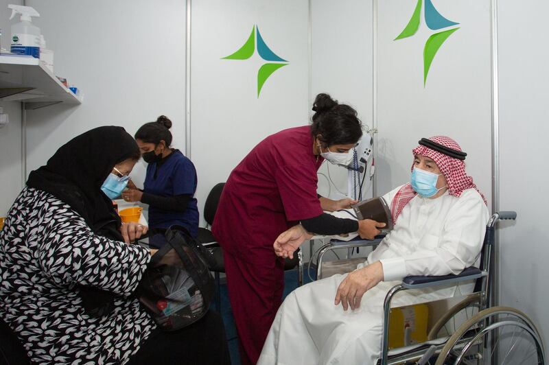 Huge turnout for Covid-19 vaccine drive across Dubai Health Authority's vaccination centers. Dubai Media Office